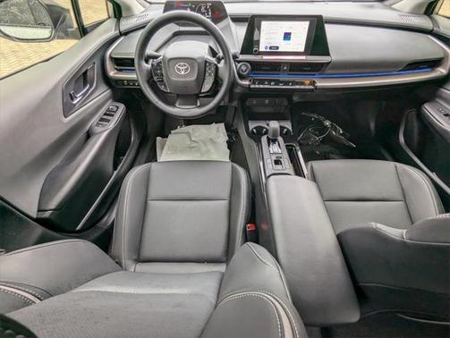 2024 Toyota Prius XLE