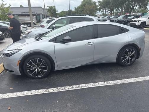 2024 Toyota Prius XLE