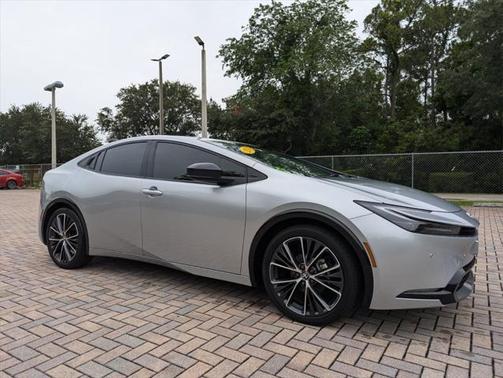 2024 Toyota Prius XLE