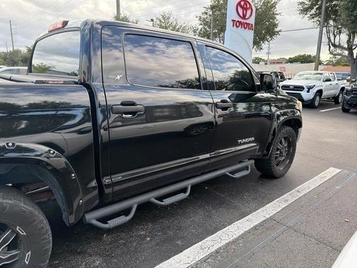 2017 Toyota Tundra SR5