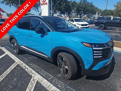 2025 Nissan Kicks SR