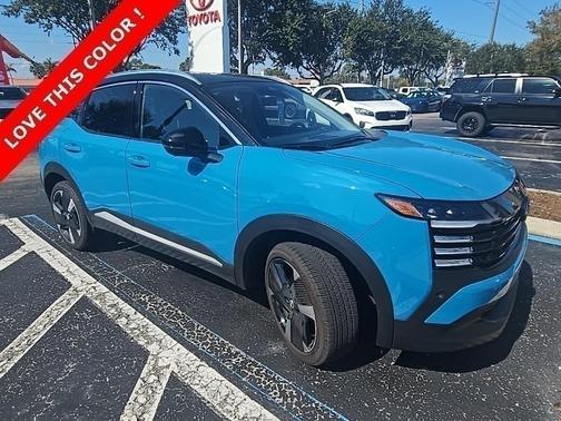 2025 Nissan Kicks SR