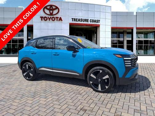 2025 Nissan Kicks SR