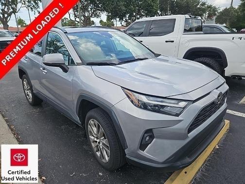 2022 Toyota RAV4 XLE Premium