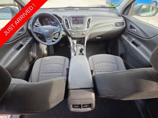 Sterling Gray Metallic 2024 Chevrolet Equinox 1LT