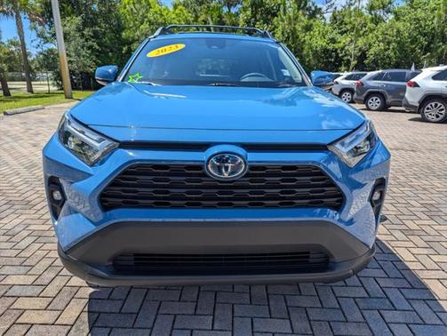 2023 Toyota RAV4 Hybrid Woodland Edition