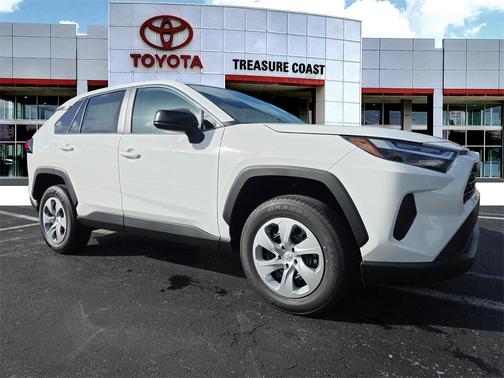 2025 Toyota RAV4 LE