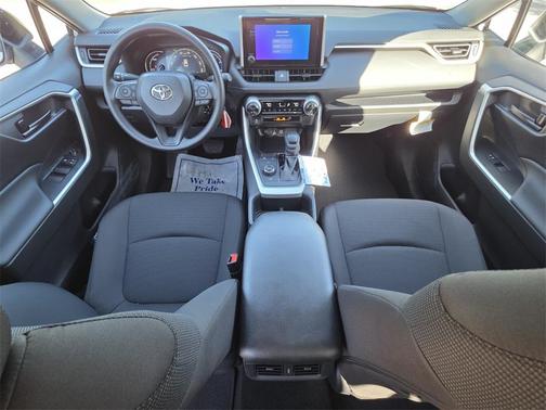 2025 Toyota RAV4 Hybrid SE