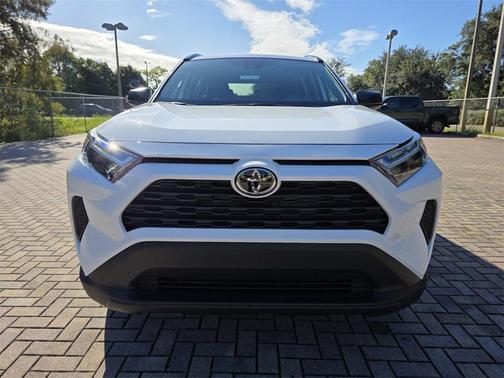 2025 Toyota RAV4 Hybrid SE