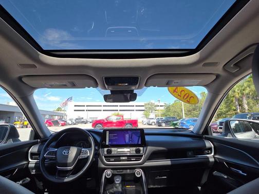 2024 Toyota Grand Highlander Hybrid XLE