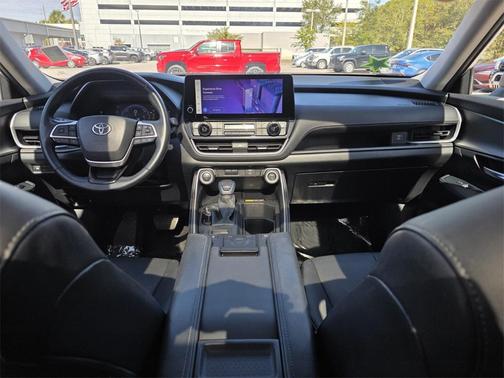 2024 Toyota Grand Highlander Hybrid XLE