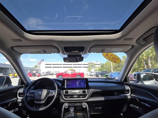 2024 Toyota Grand Highlander Hybrid XLE