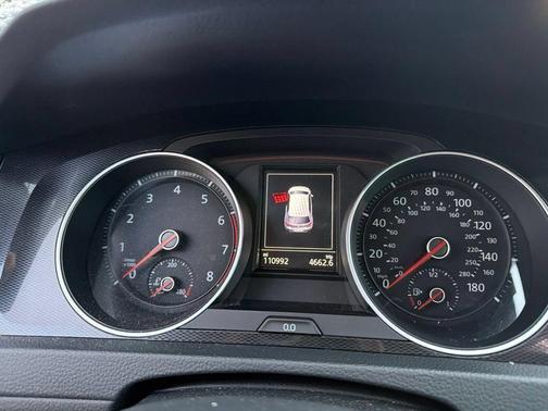Pure White 2015 Volkswagen Golf GTI 2.0T SE 2-Door