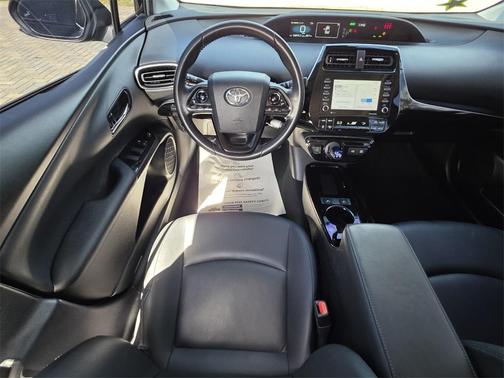 2022 Toyota Prius L