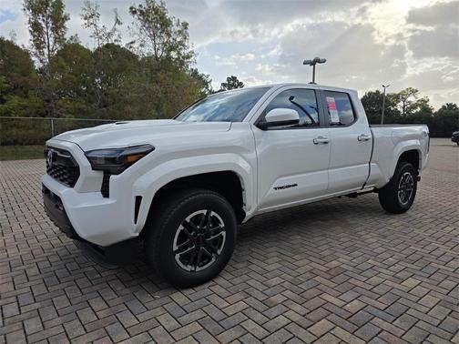 2025 Toyota Tacoma TRD Sport