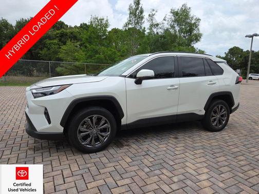 Blizzard Pearl 2022 Toyota RAV4 Hybrid XLE Premium