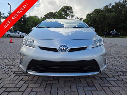 Classic Silver Metallic 2012 Toyota Prius Three
