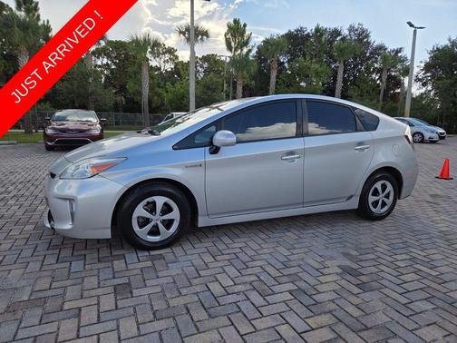 Classic Silver Metallic 2012 Toyota Prius Three