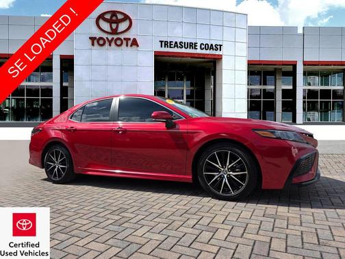 Supersonic Red 2022 Toyota Camry SE