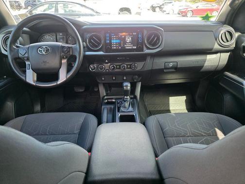 2016 Toyota Tacoma TRD Sport