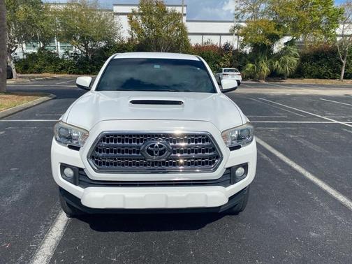 2016 Toyota Tacoma TRD Sport