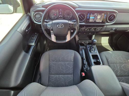 2016 Toyota Tacoma TRD Sport