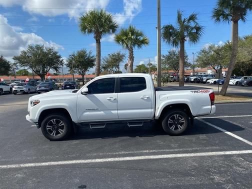 2016 Toyota Tacoma TRD Sport