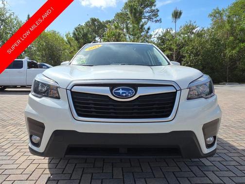 Crystal White Pearl 2021 Subaru Forester Premium
