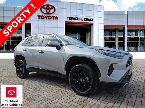 2023 Toyota RAV4 Hybrid SE