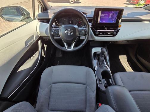 Wind Chill Pearl 2025 Toyota Corolla SE