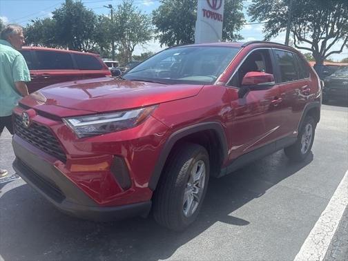 2023 Toyota RAV4 XLE