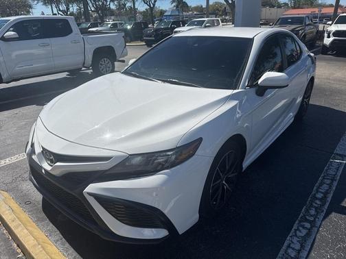 2021 Toyota Camry SE