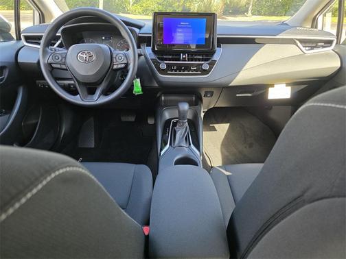 2025 Toyota Corolla Hybrid SE