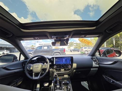 2022 Lexus NX 350 F SPORT Handling