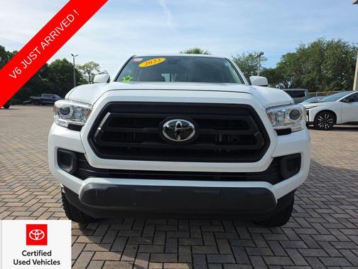 Ice Cap 2023 Toyota Tacoma SR