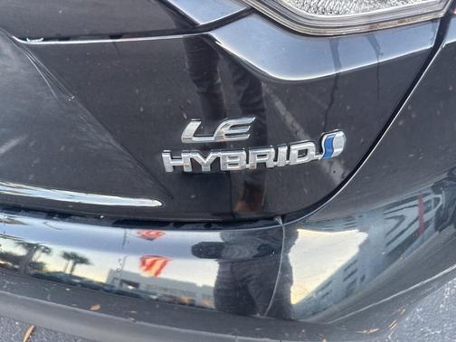 2024 Toyota Corolla Hybrid SE