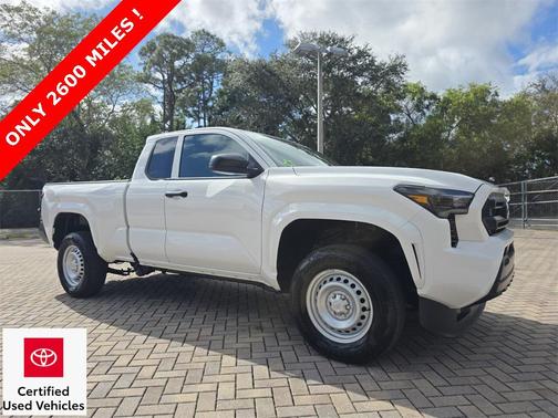 2025 Toyota Tacoma SR