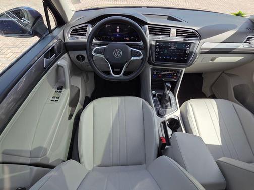 Atlantic Blue Metallic 2022 Volkswagen Tiguan 2.0T SE 4MOTION