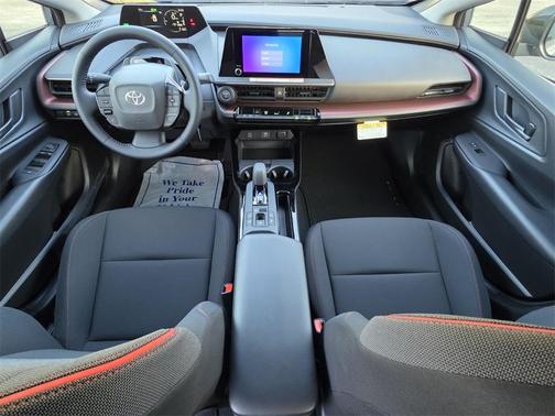 2026 Toyota Prius Plug-In Hybrid SE