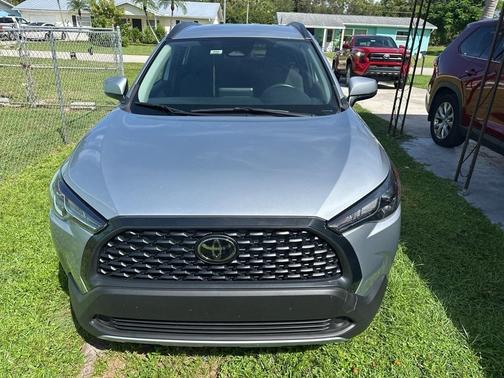2023 Toyota Corolla Cross LE