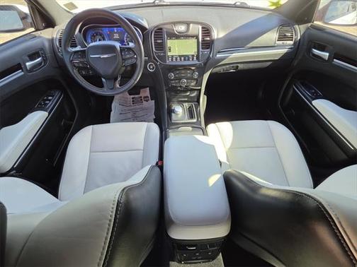 2021 Chrysler 300 S