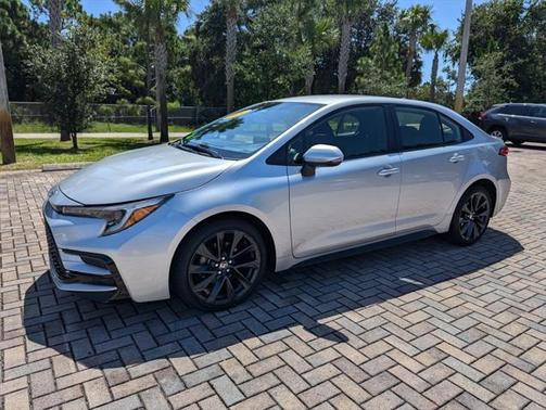 2024 Toyota Corolla Hybrid LE