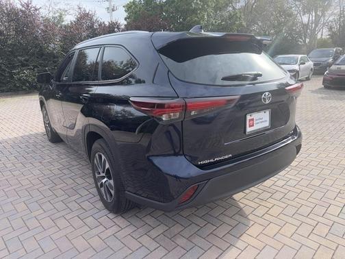 2024 Toyota Highlander XLE