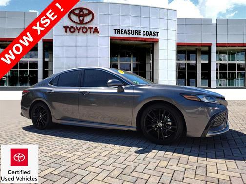 2024 Toyota Camry Hybrid SE