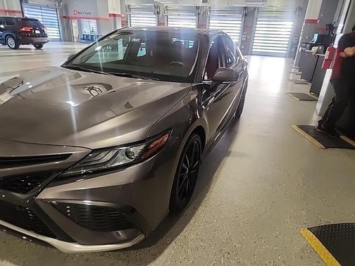 2024 Toyota Camry Hybrid SE