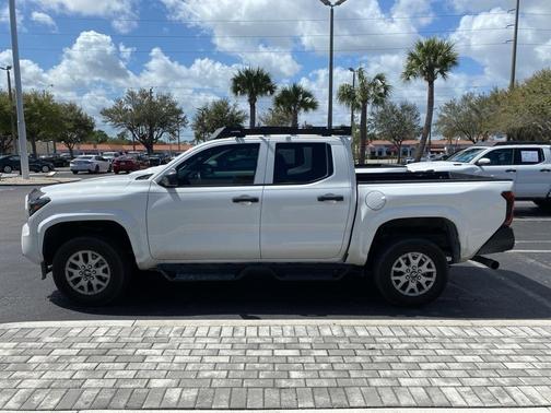 2024 Toyota Tacoma SR