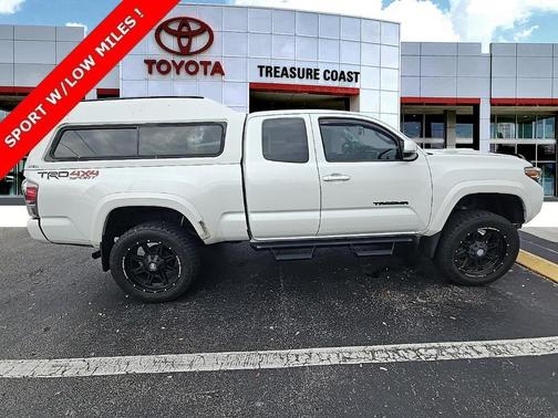 2021 Toyota Tacoma TRD Sport