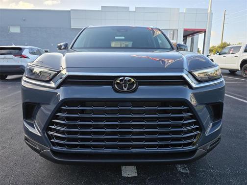 2026 Toyota Grand Highlander XLE