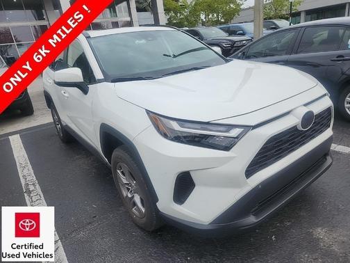 2025 Toyota RAV4 Hybrid XLE