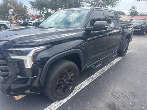 2024 Toyota Tundra SR5